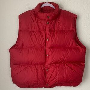 LLBean Men’s Red Puffer Vest Nylon Goose Down Snaps Pockets Size XL